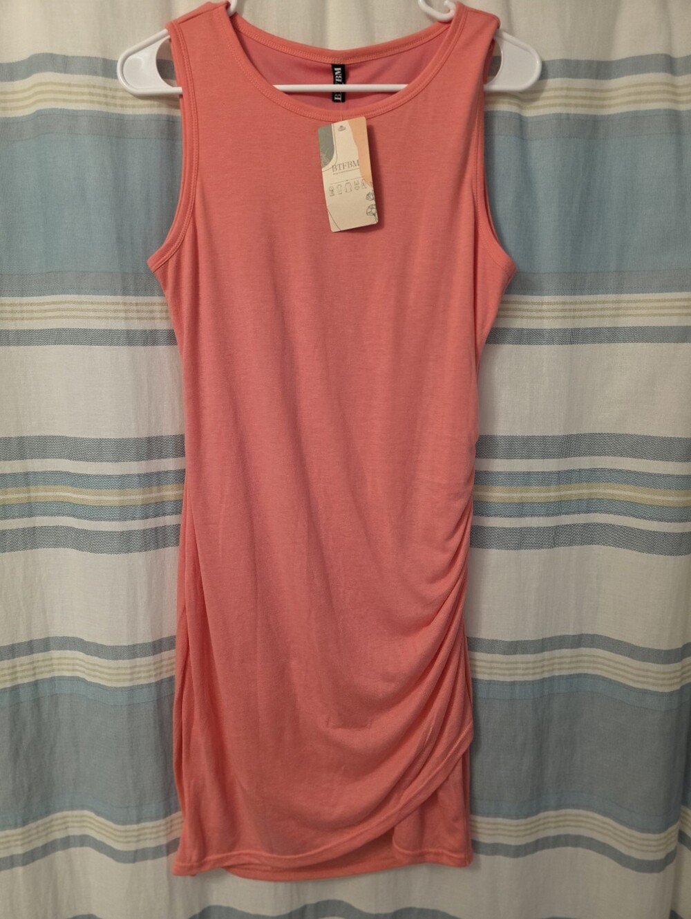 BTFBM sleeveless Coral dress Size MEDIJM NWT